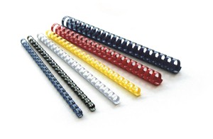 Grzbiety plastikowe 5mm - standardowe opakowania 100 szt/op